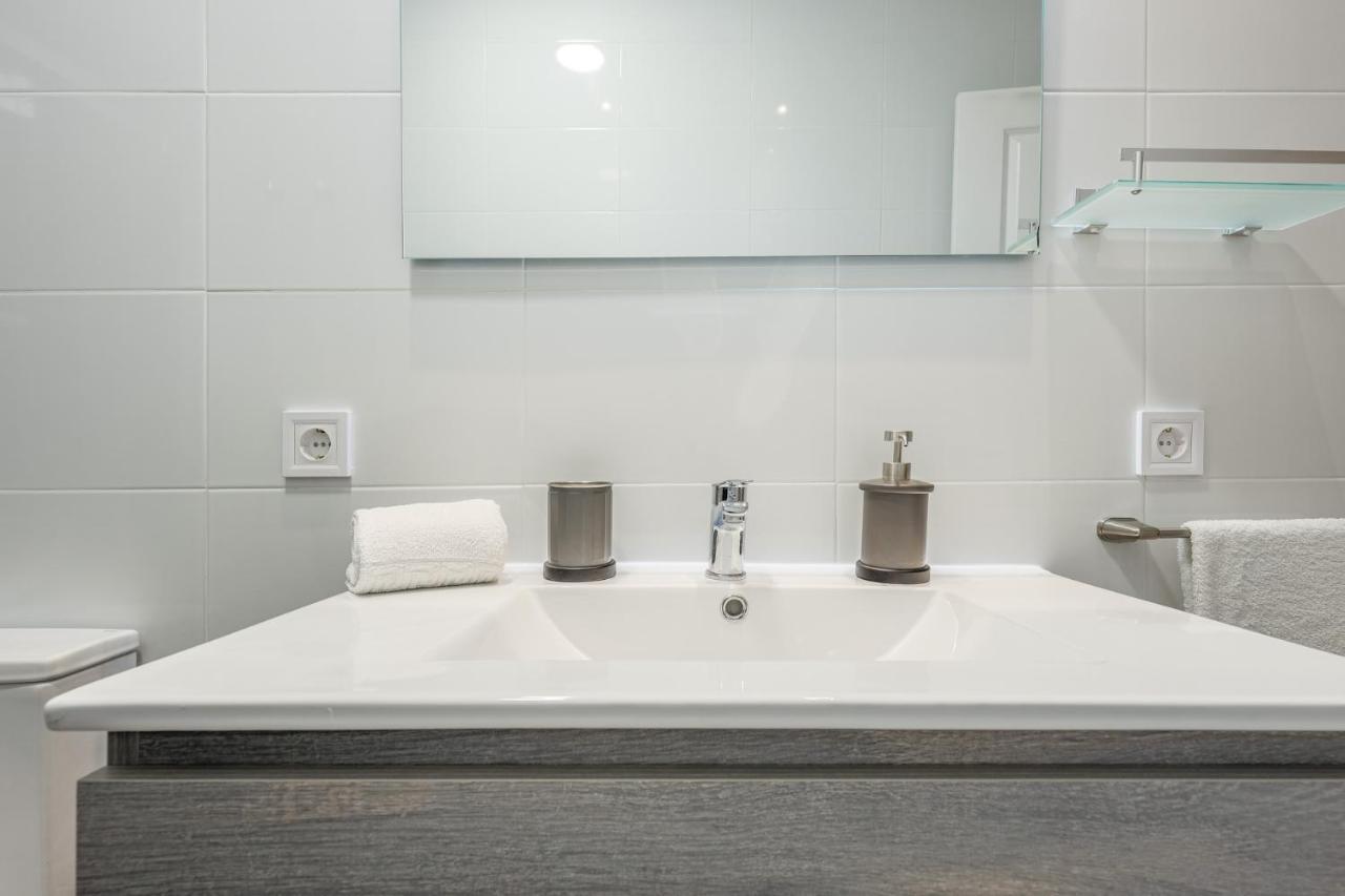 Exclusivo Apt 2 Hab-2 Banos-Luminoso ↑ Calidades Sevilla Exteriér fotografie